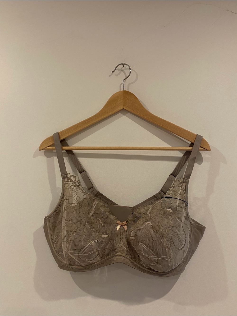 Full-Coverage Lace Overlay Bra in Taupe